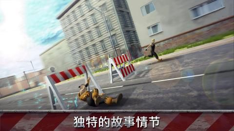 女子为儿子探险开路被困悬崖